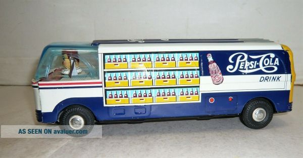 RARE VINTAGE 1960 ' S JAPAN TIN FRICTION PEPSI - COLA SODA CAR TRUCK W/MOVING EYES