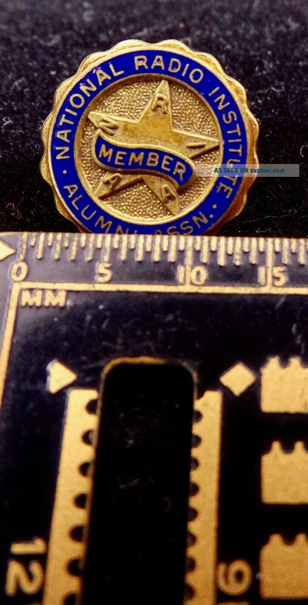 National Radio Institute Alumni Association NRIAA Lapel Pin With Card ...